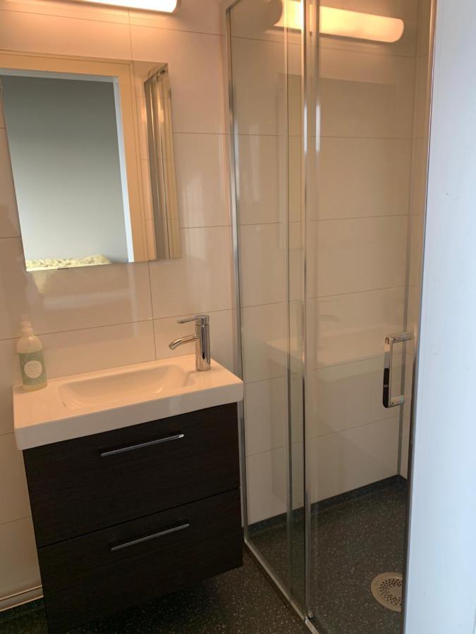 Bedehuset Basecamp Senja Hotell Skaland Eksteriør bilde