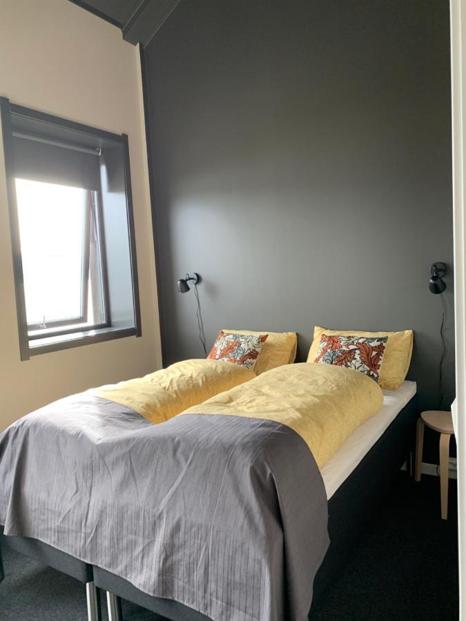 Bedehuset Basecamp Senja Hotell Skaland Eksteriør bilde
