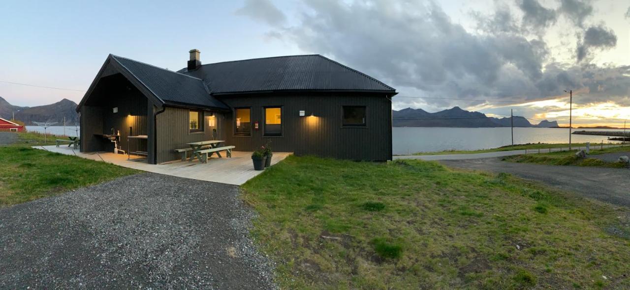 Bedehuset Basecamp Senja Hotell Skaland Eksteriør bilde